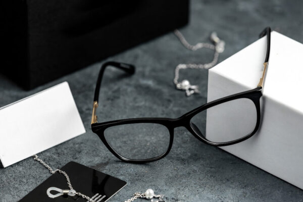 EliteEdge Premium Reading Glasses - Image 4